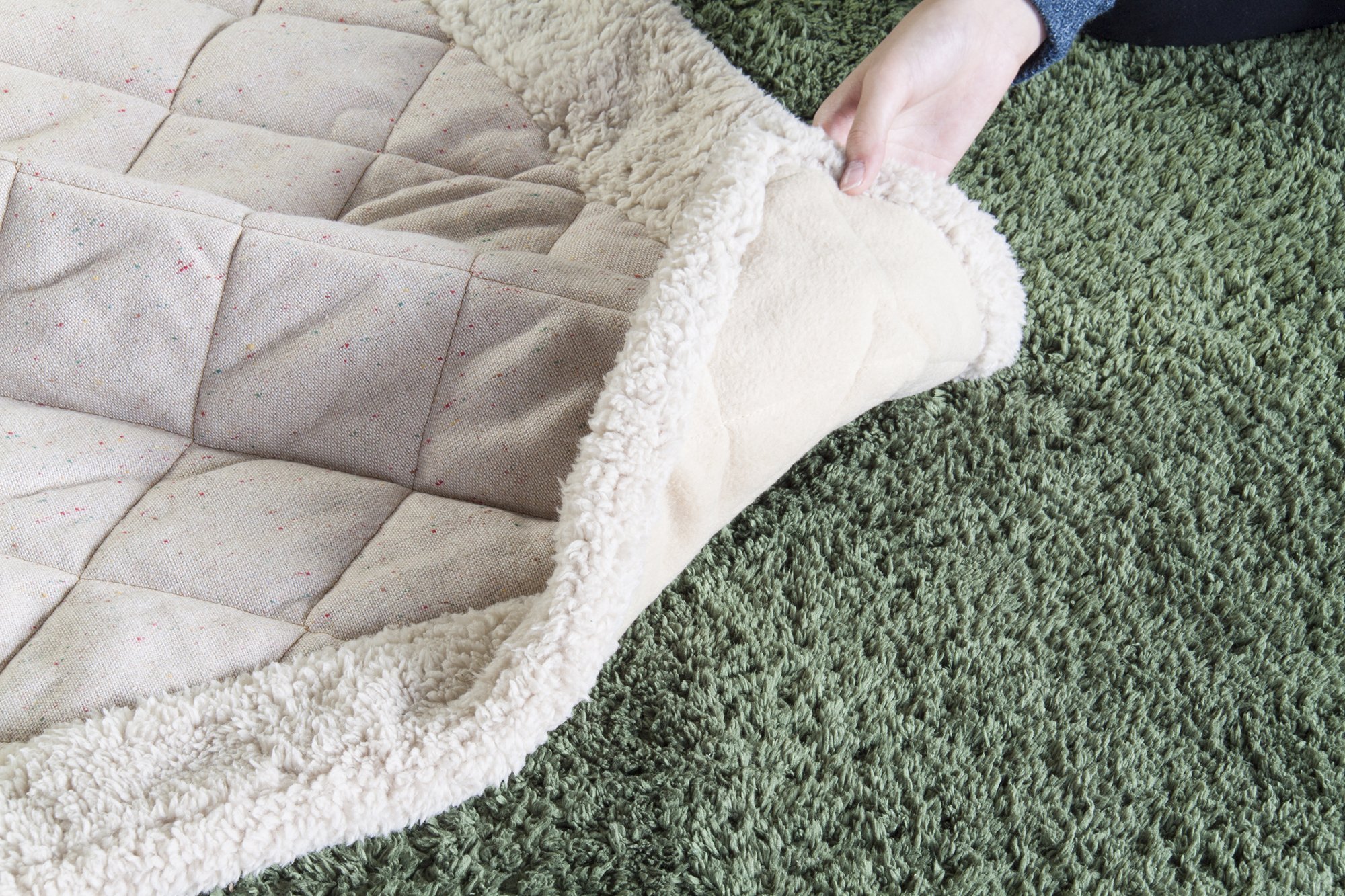 東谷 KK-101BE ツイード/ベージュ [薄掛けコタツフトン (正方形 80×80以下天板用)] Amazon｜AZUMAYA 薄掛けコタツフトン 正方形(80×80以下天板用